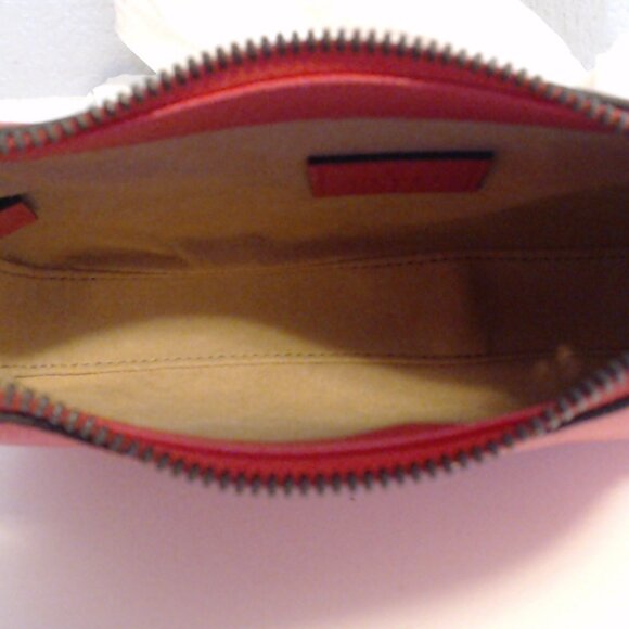 MCM Clutch & Crossbody with silver hardware BNWT - Picture 2 of 6